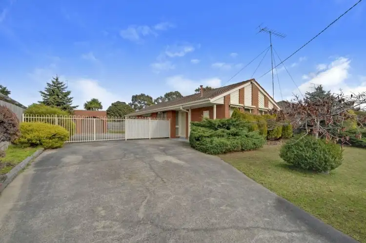 42 Waratah Drive, Morwell VIC 3840
