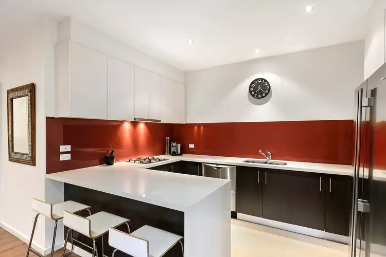 Third view of Homely house listing, House 2/37 Heather Grove, Briar Hill VIC 3088