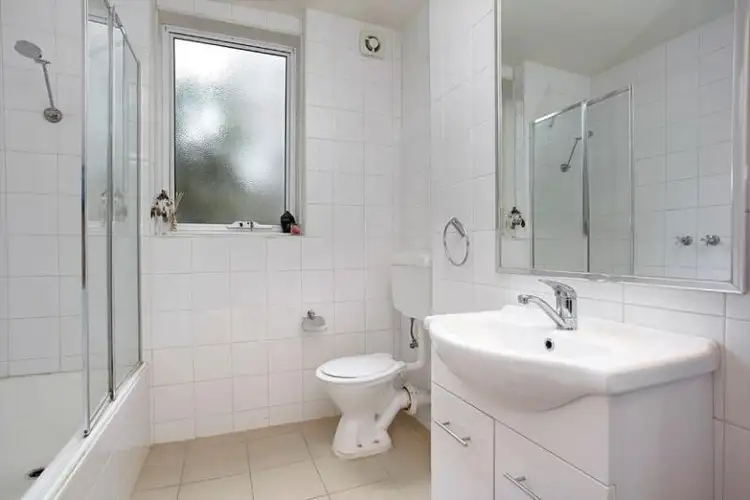 Fifth view of Homely apartment listing, 10/168 Power Street, Hawthorn VIC 3122