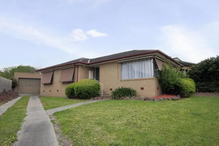 17 Illawarra Crescent, Dandenong North VIC 3175