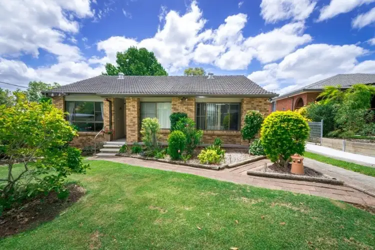 Main view of Homely house listing, 32 De Guerry Avenue, Rankin Park NSW 2287