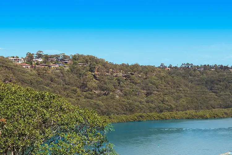 176a Lugarno Parade, Lugarno NSW 2210
