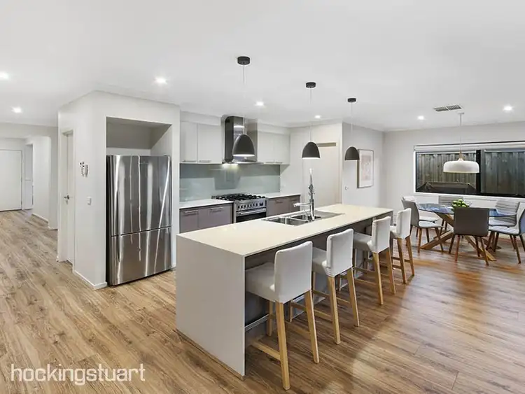 Second view of Homely house listing, 4 Bellavista Drive, Wollert VIC 3750