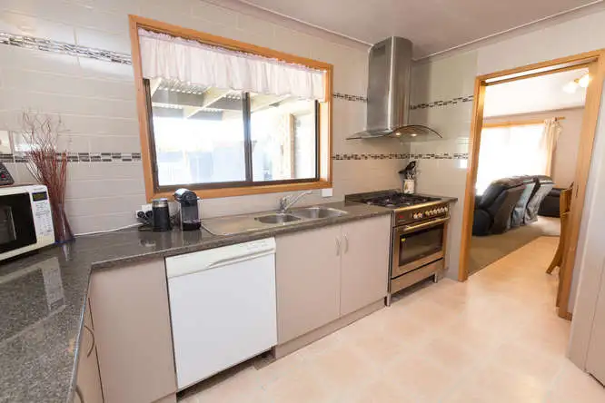 Fourth view of Homely house listing, 5 Zhoe Court, Mildura VIC 3500
