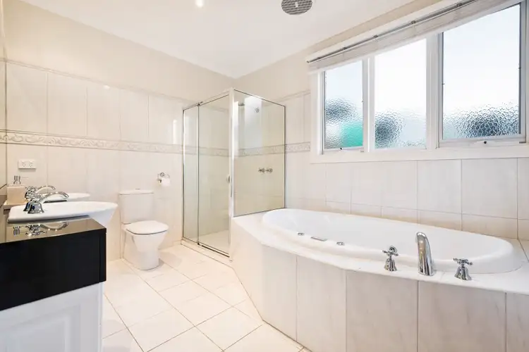 Sixth view of Homely house listing, 5 Robin Court, Doncaster VIC 3108