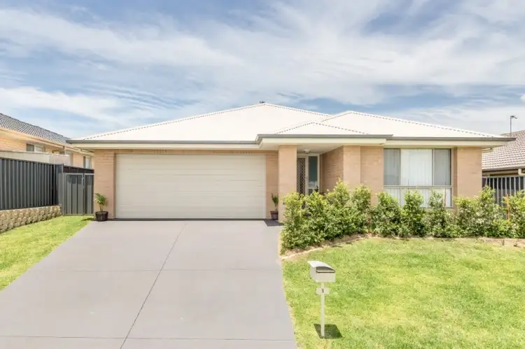 Second view of Homely house listing, 5 Undercliff Street, Cliftleigh NSW 2321