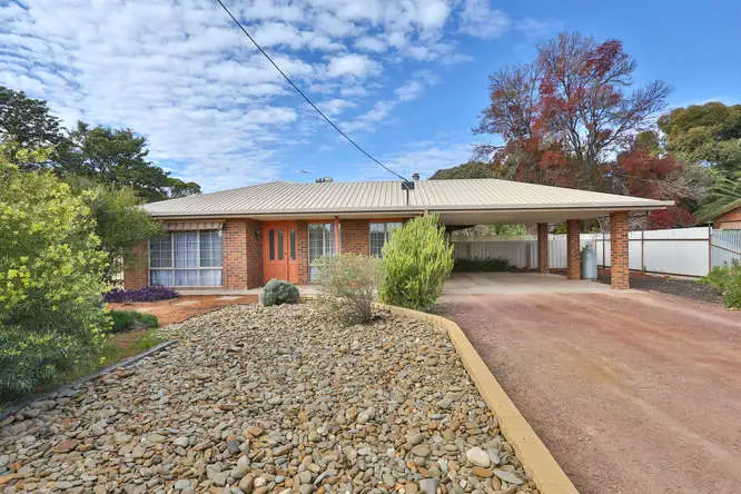 466 River Avenue, Birdwoodton VIC 3505
