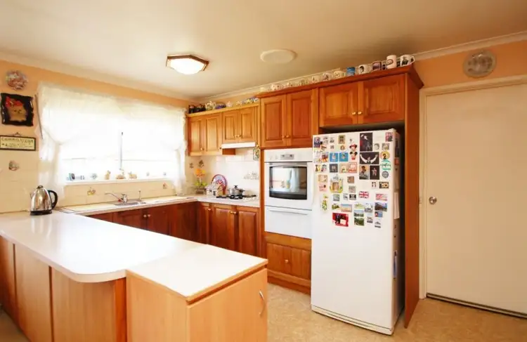 Fourth view of Homely house listing, 3 Yinnar Street, Dallas VIC 3047