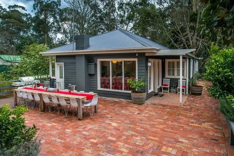 33 Sophia Grove, Tecoma VIC 3160