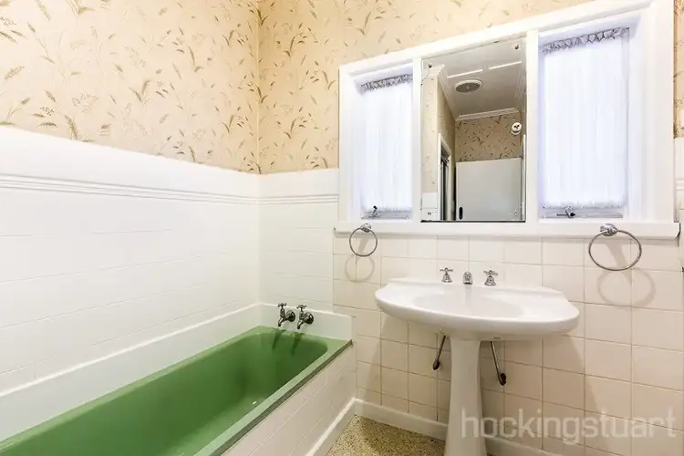 Fifth view of Homely house listing, 575 South Road, Bentleigh VIC 3204