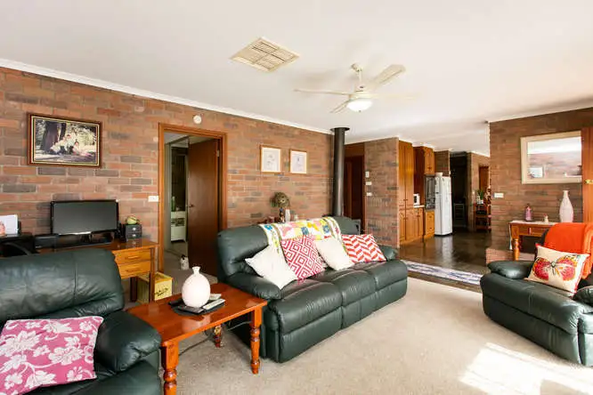 Fifth view of Homely house listing, 5 Mellis Street, Red Cliffs VIC 3496