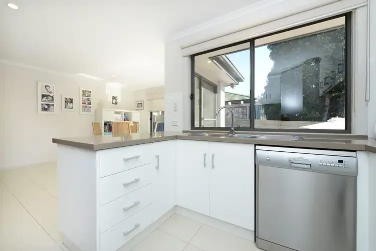 Second view of Homely unit listing, 2/280 Jones Road, Somerville VIC 3912