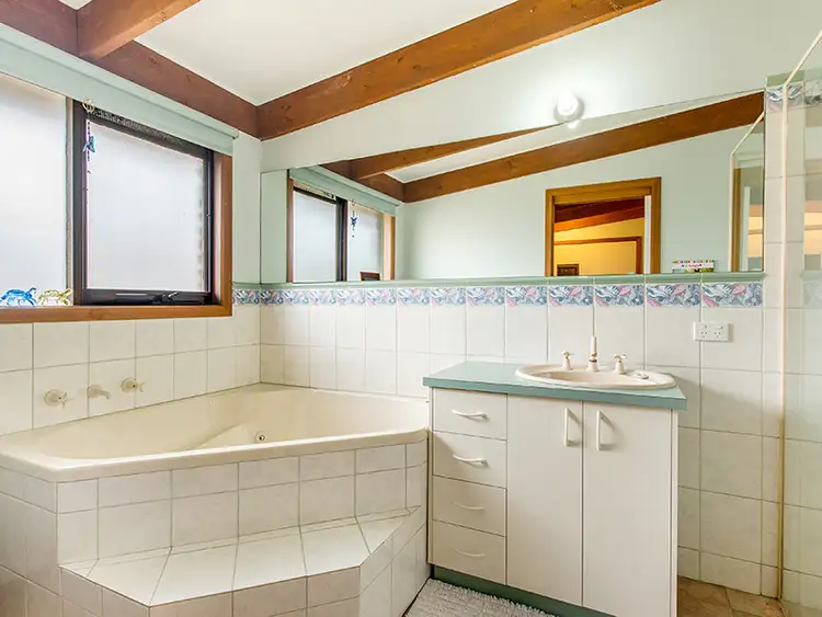 Seventh view of Homely house listing, 20 Millewa Way, Wyndham Vale VIC 3024