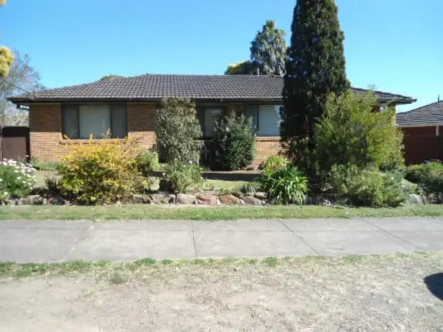 7 Kanowna Avenue, Cessnock NSW 2325