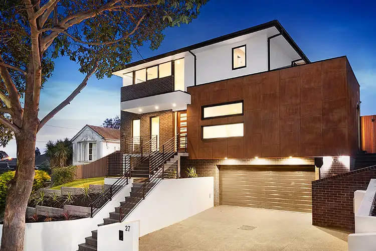 27 Soderlund Drive, Doncaster VIC 3108