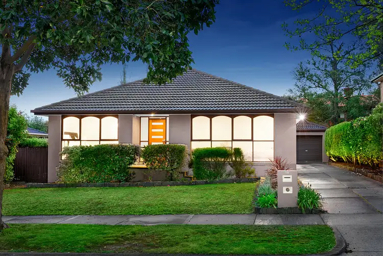 19 Woodlea Street, Doncaster East VIC 3109