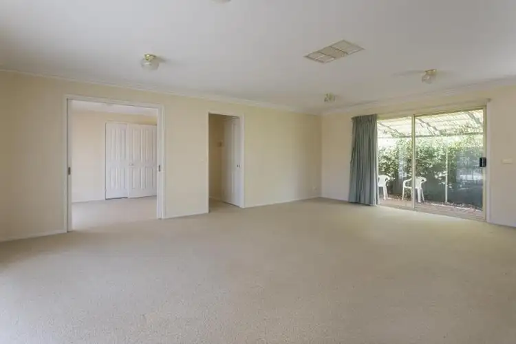 Fourth view of Homely house listing, 5 Joanna Court, Strathdale VIC 3550