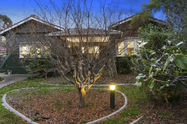 28 Carpenter Street, Quarry Hill VIC 3550