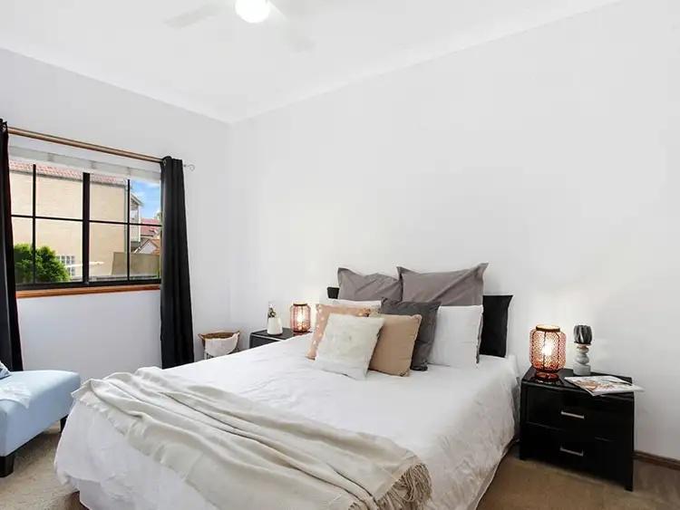 Fifth view of Homely apartment listing, 1/220 Darby Street, Cooks Hill NSW 2300