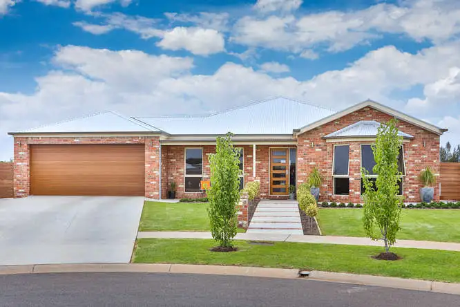 Main view of Homely house listing, 5 Begg Court, Red Cliffs VIC 3496