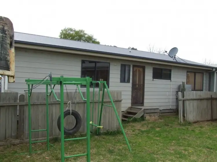 Second view of Homely house listing, 6 Synan Court, Sale VIC 3850