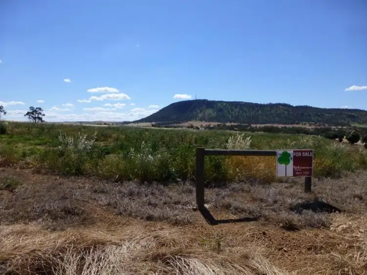 49 Lewis Rd, York WA 6302