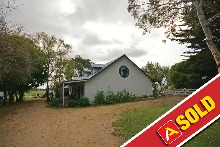 67 Caledonian Hill Road, Bolwarra VIC 3305