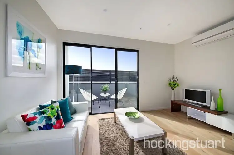 303/332 Neerim Road, Carnegie VIC 3163