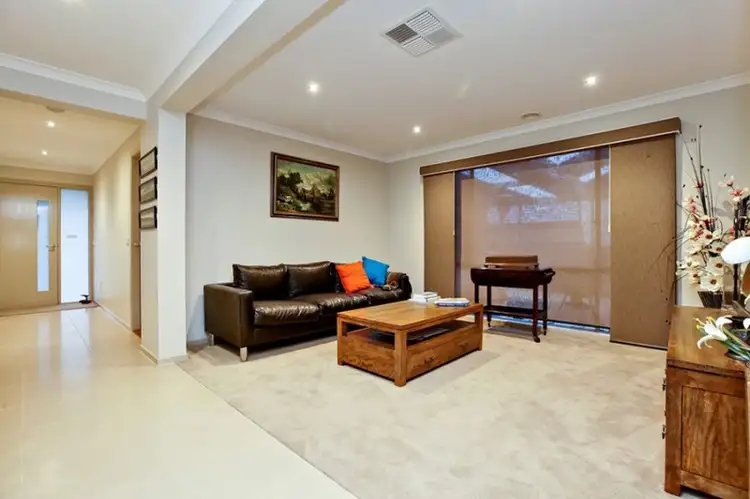 Second view of Homely house listing, 3 Solitaire Way, Tarneit VIC 3029