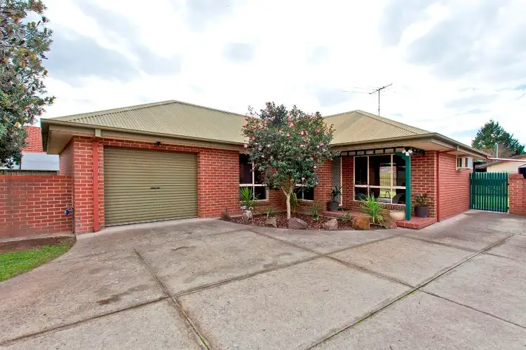 2/472 Heriot Street, Lavington NSW 2641
