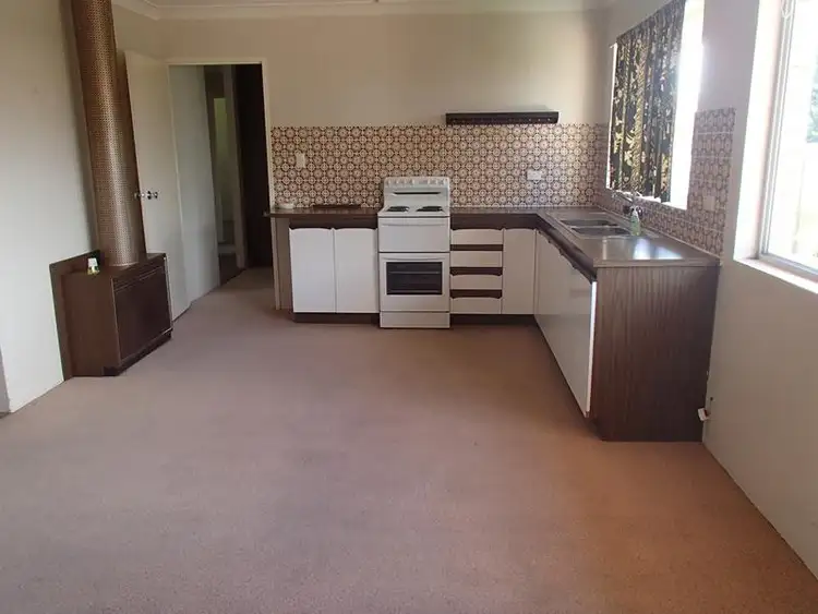 Fourth view of Homely house listing, 10 Ellevsen Street, Stanthorpe QLD 4380