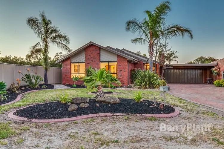 8 Caprice Court, Keilor Downs VIC 3038