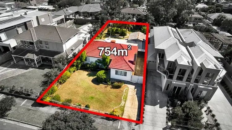 Second view of Homely house listing, 5 Parkside Crescent, Seaholme VIC 3018