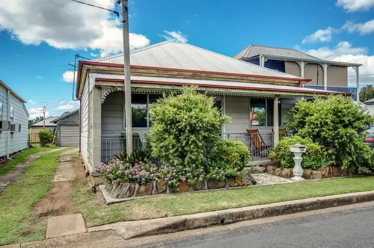 11 Ward Street, Maitland NSW 2320