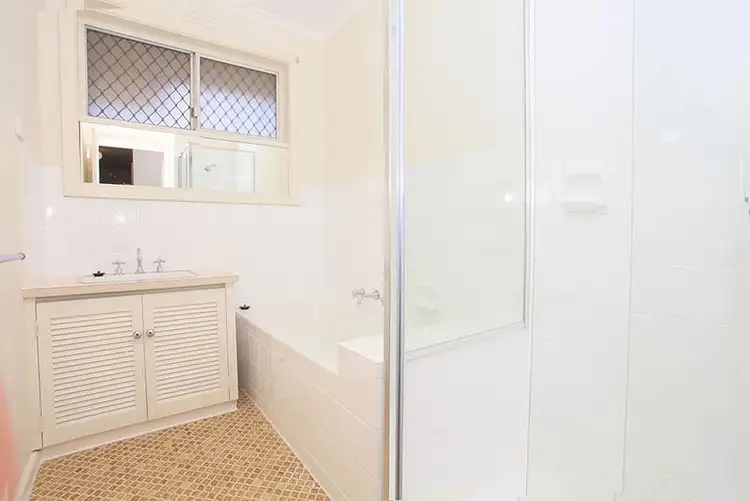 Fourth view of Homely unit listing, 2/1 Frier Avenue, Reservoir VIC 3073