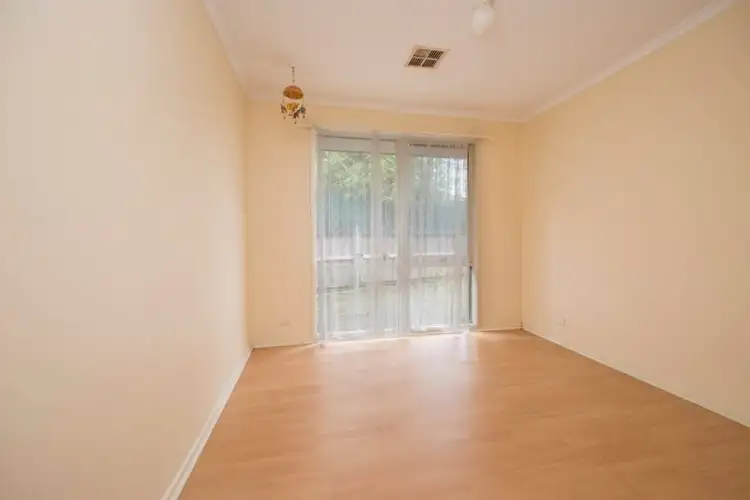 Fifth view of Homely house listing, 4 Swift Court, Carrum Downs VIC 3201