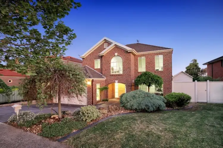 64 Alanbrae Terrace, Attwood VIC 3049