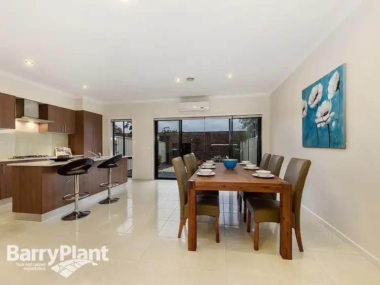 Fifth view of Homely townhouse listing, 112 Cairnlea Drive, Cairnlea VIC 3023