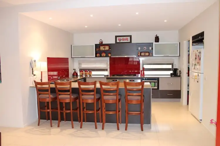 Fourth view of Homely house listing, 5 Chantenay Parade, Cranbourne North VIC 3977