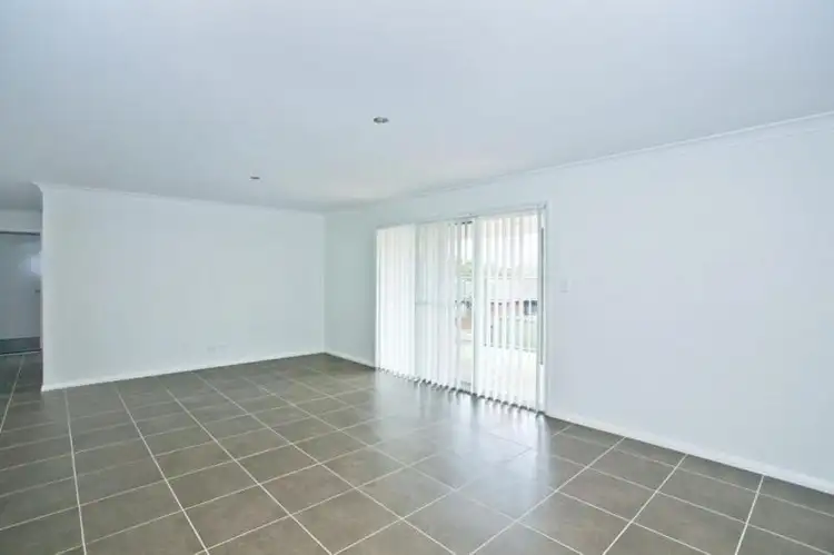 Sixth view of Homely house listing, 11 Oak Circuit, Raymond Terrace NSW 2324