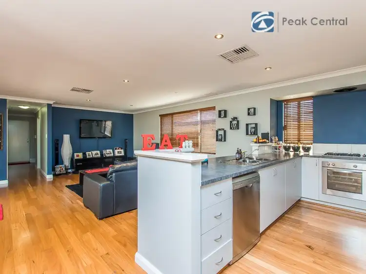 Sixth view of Homely house listing, 11 Monarch Gate, Success WA 6164