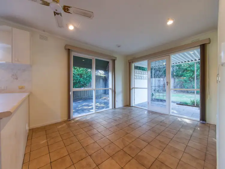 Fifth view of Homely house listing, 2 Birkdale Court, Frankston VIC 3199