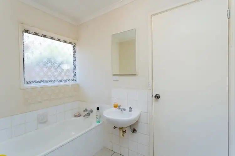 Fifth view of Homely house listing, 8 Olive Street, Wendouree VIC 3355
