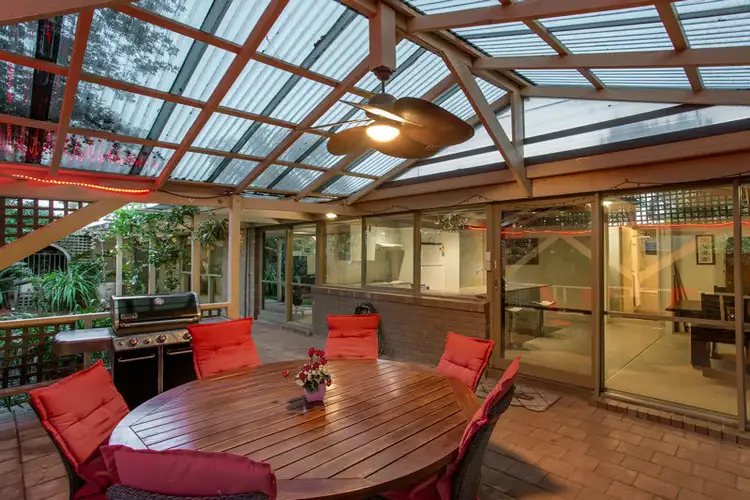 1 Grampians Court, Taylors Lakes VIC 3038
