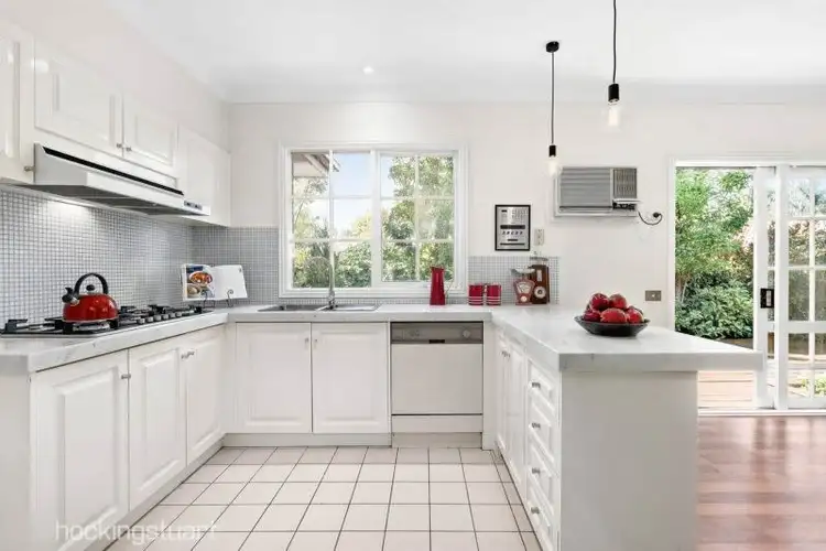 Fourth view of Homely townhouse listing, 2/11 Farnham Street, Caulfield VIC 3162