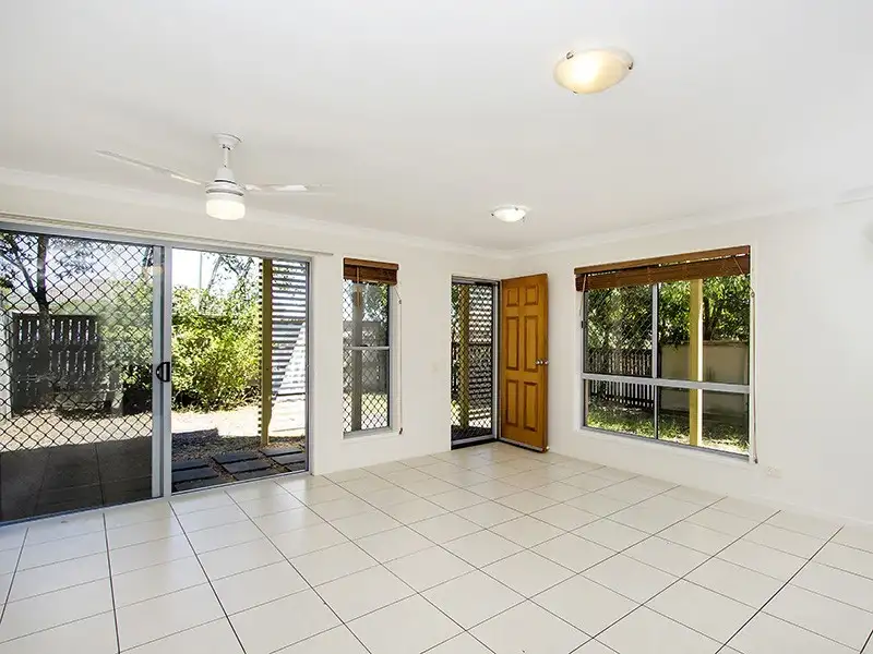 Main view of Homely townhouse listing, 9/8 Eric Road, Holland Park QLD 4121