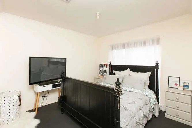 Sixth view of Homely house listing, 4 Stamford Court, Buronga NSW 2739