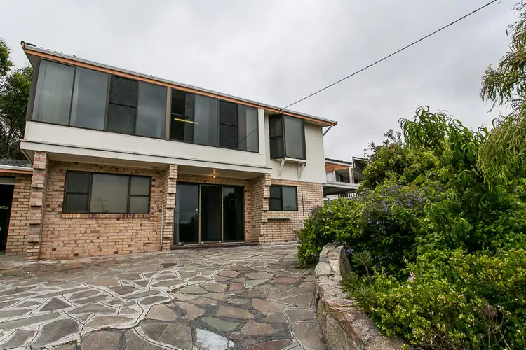 1 Runnymede Street, Goode Beach WA 6330