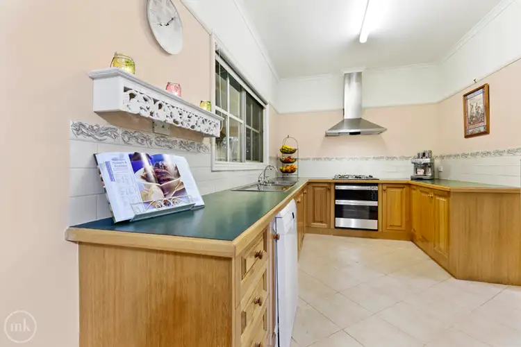 Sixth view of Homely house listing, 5 Crowe Court, Eltham VIC 3095