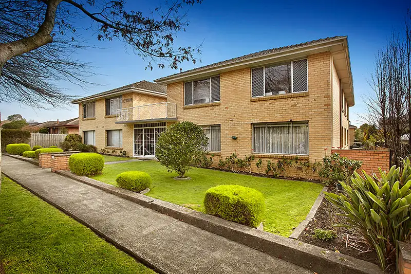 Main view of Homely unit listing, 2/41 Zetland Road, Mont Albert VIC 3127